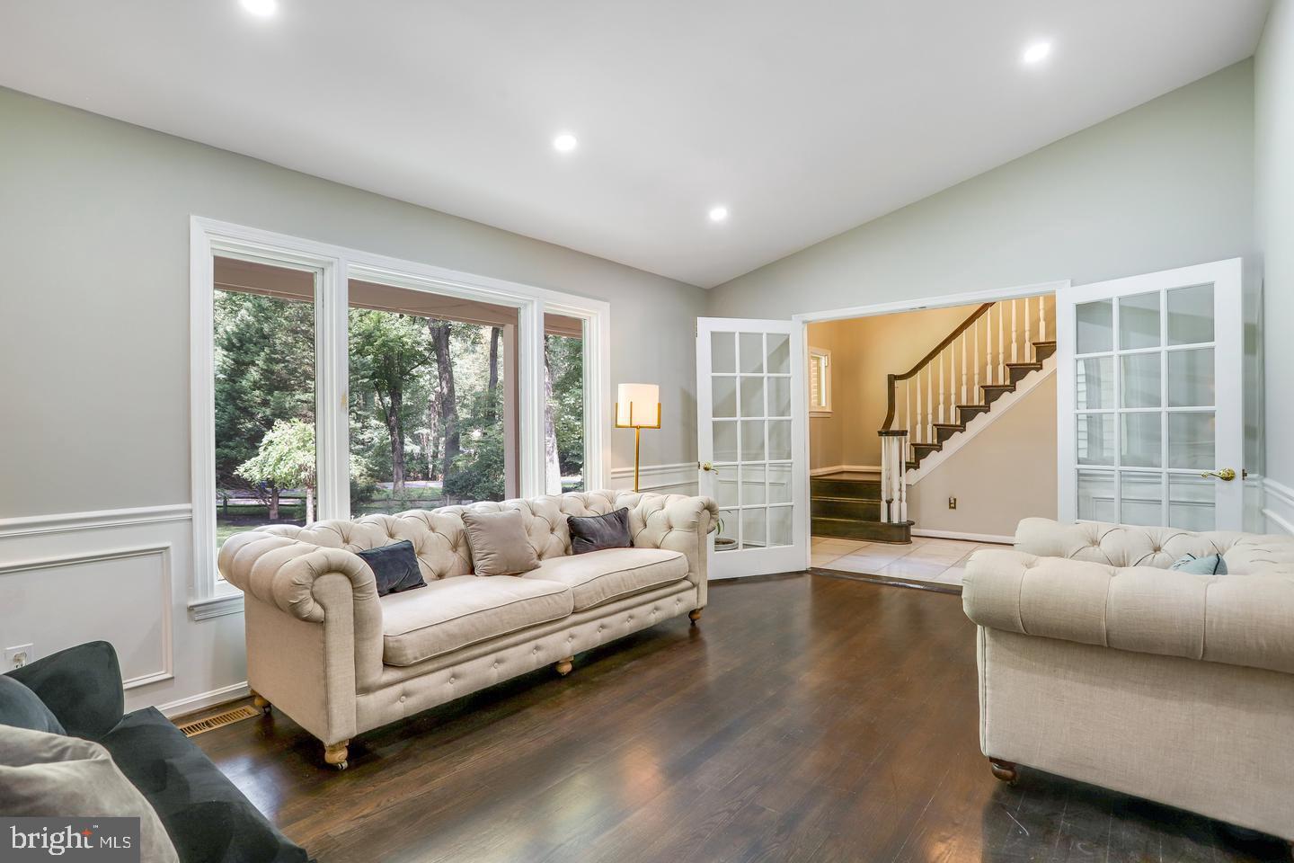 931 WELHAM GREEN ROAD