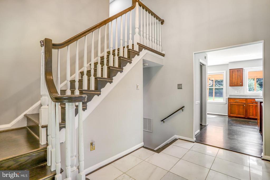 931 WELHAM GREEN ROAD