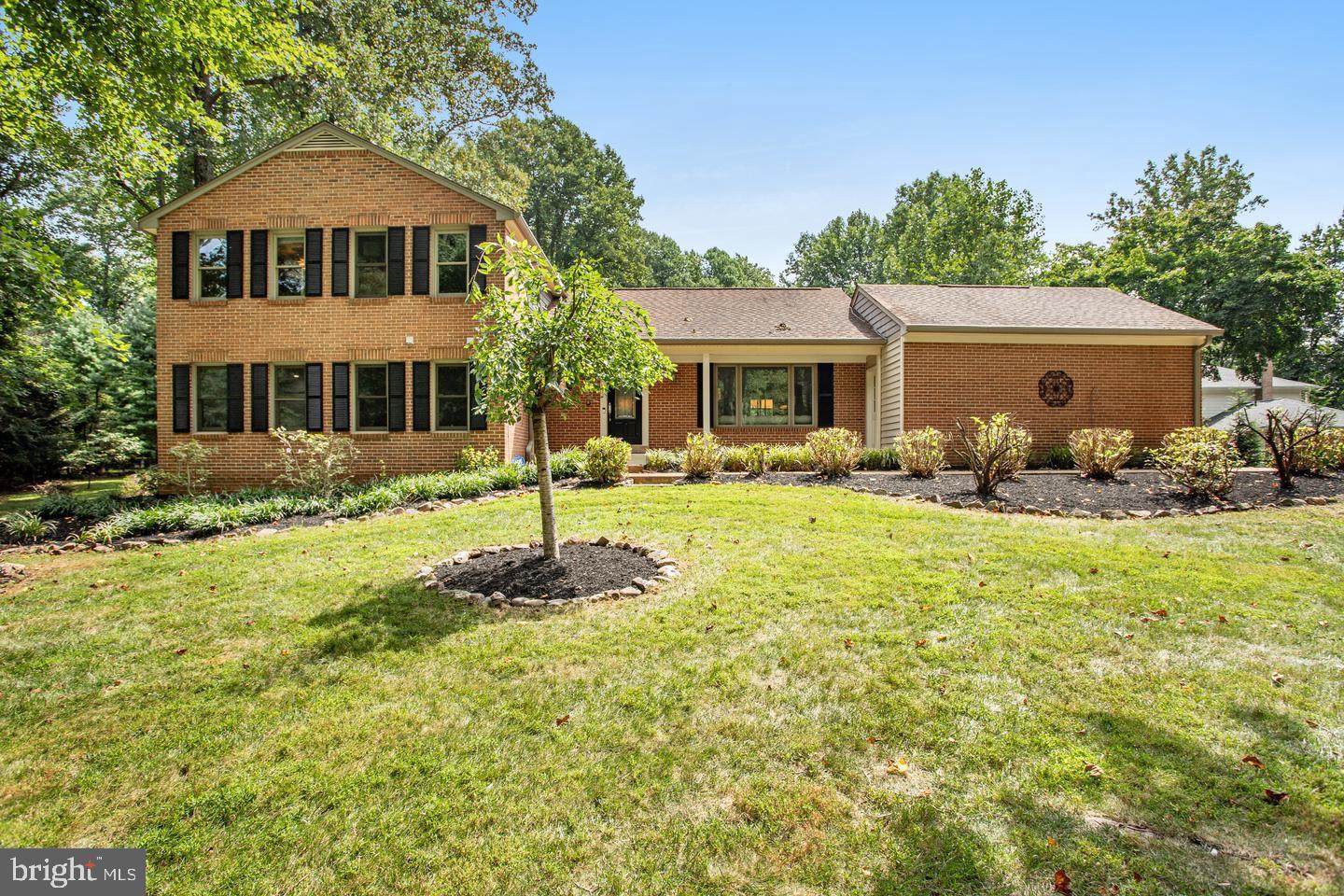 931 WELHAM GREEN ROAD