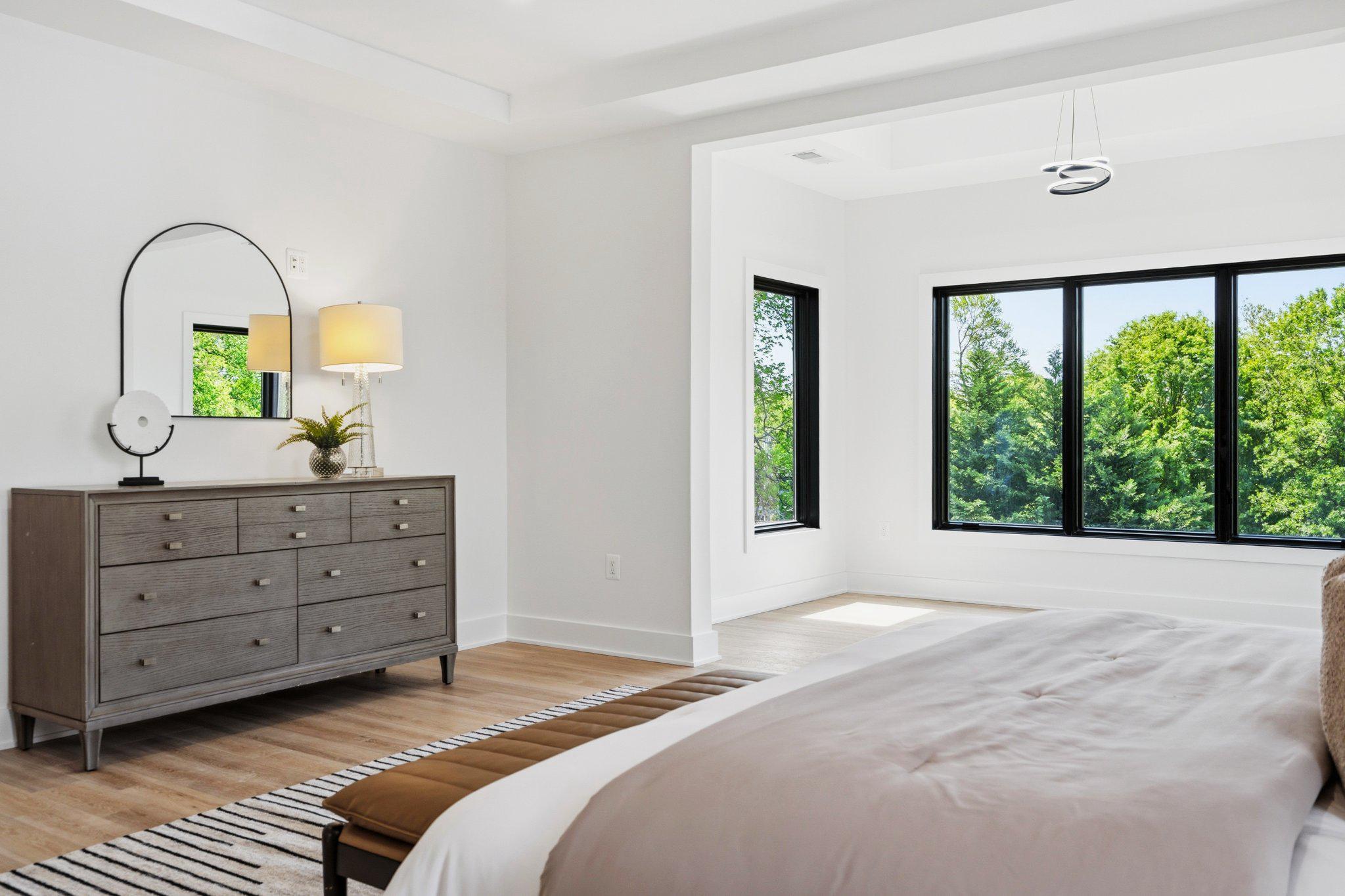 604 TAPAWINGO ROAD SW