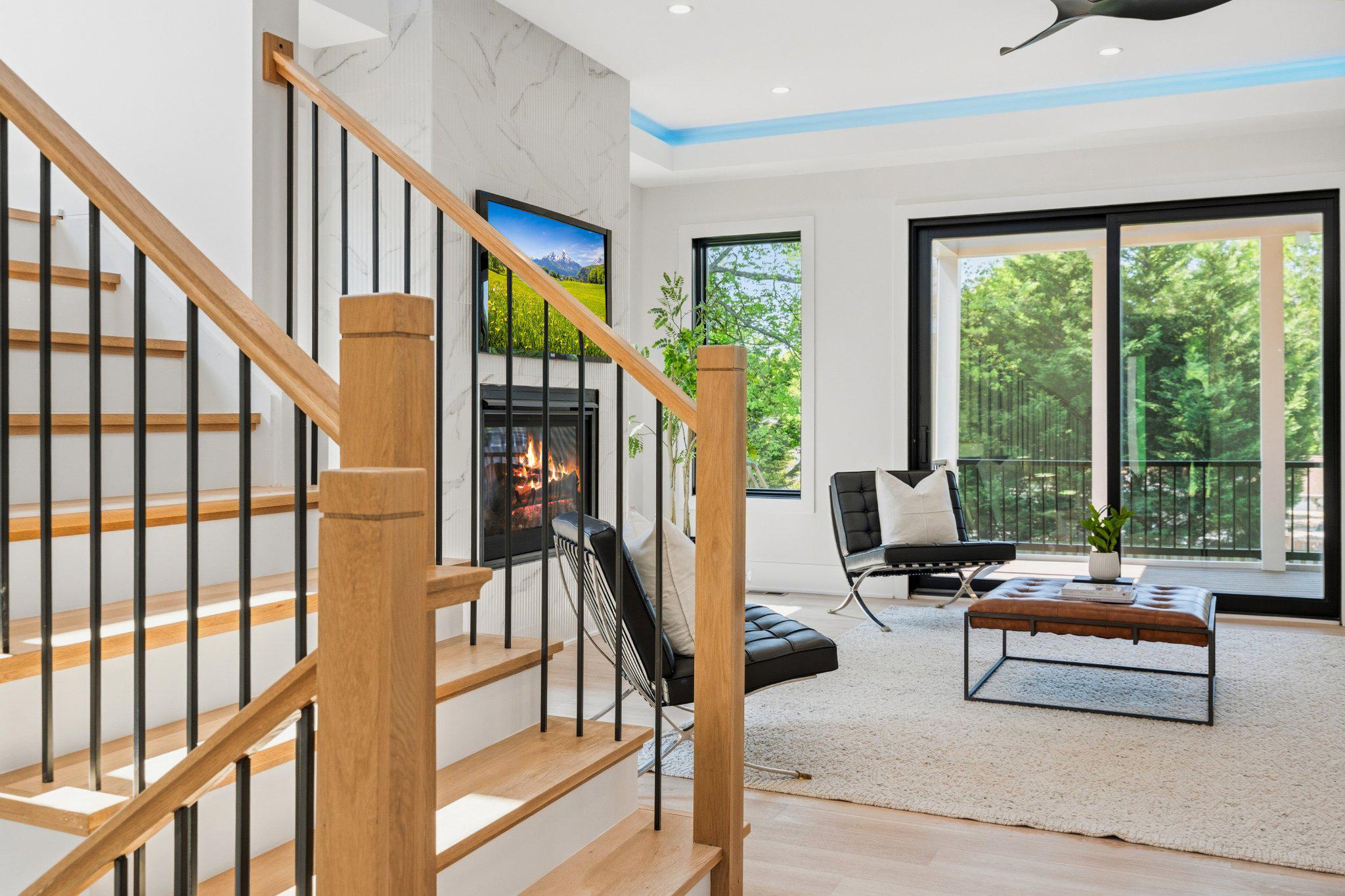 604 TAPAWINGO ROAD SW