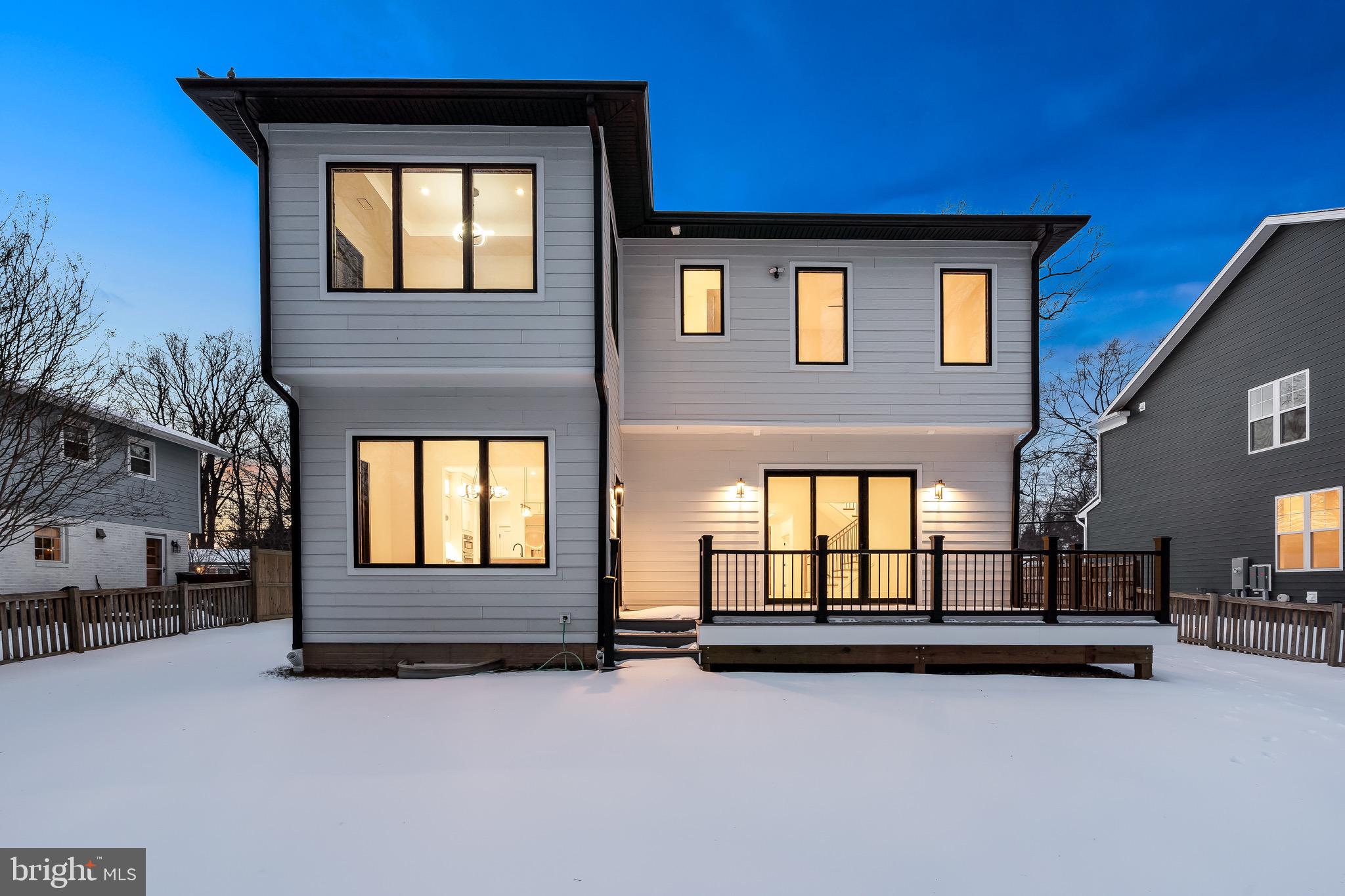 604 TAPAWINGO ROAD SW