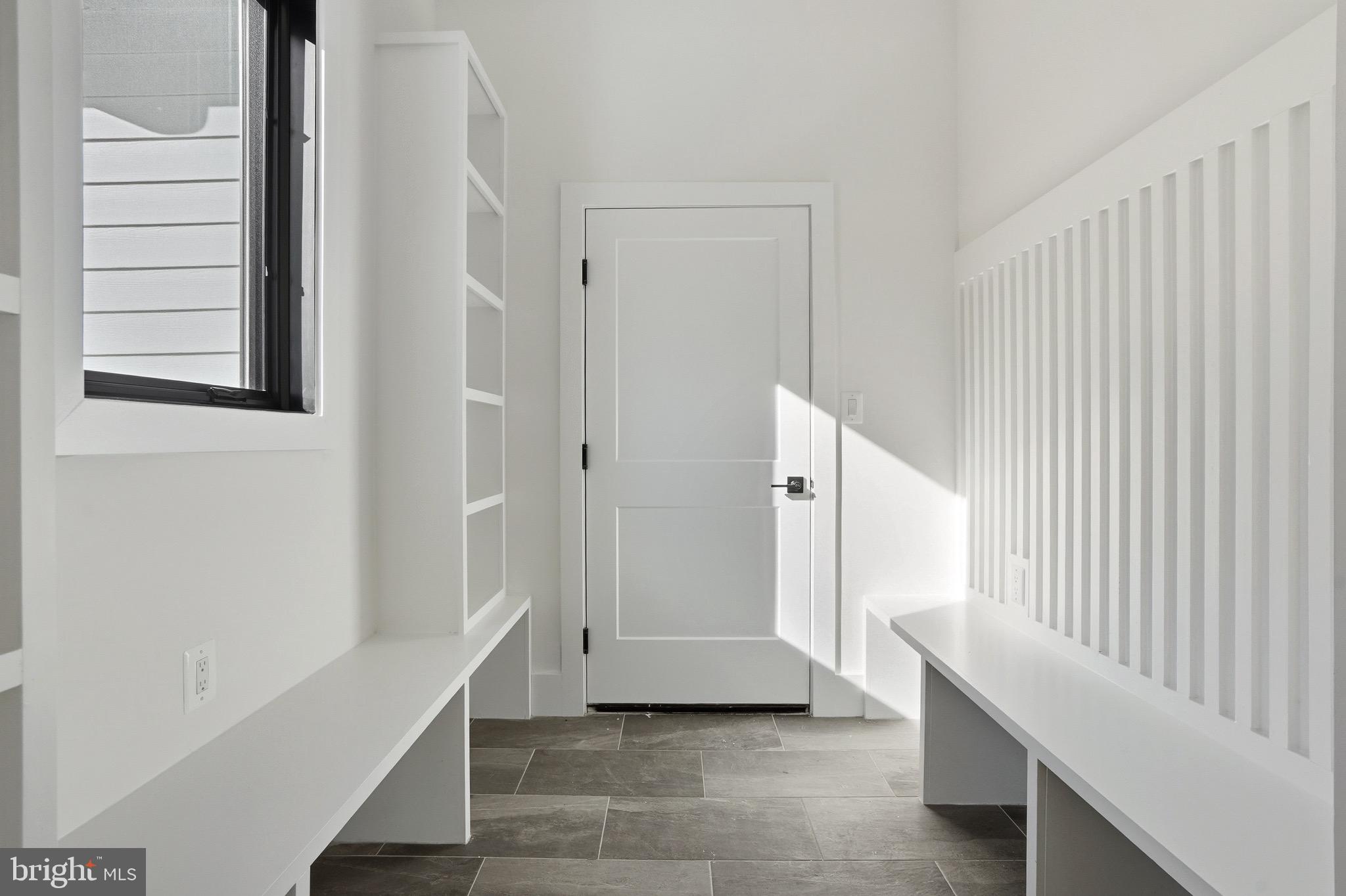 604 TAPAWINGO ROAD SW