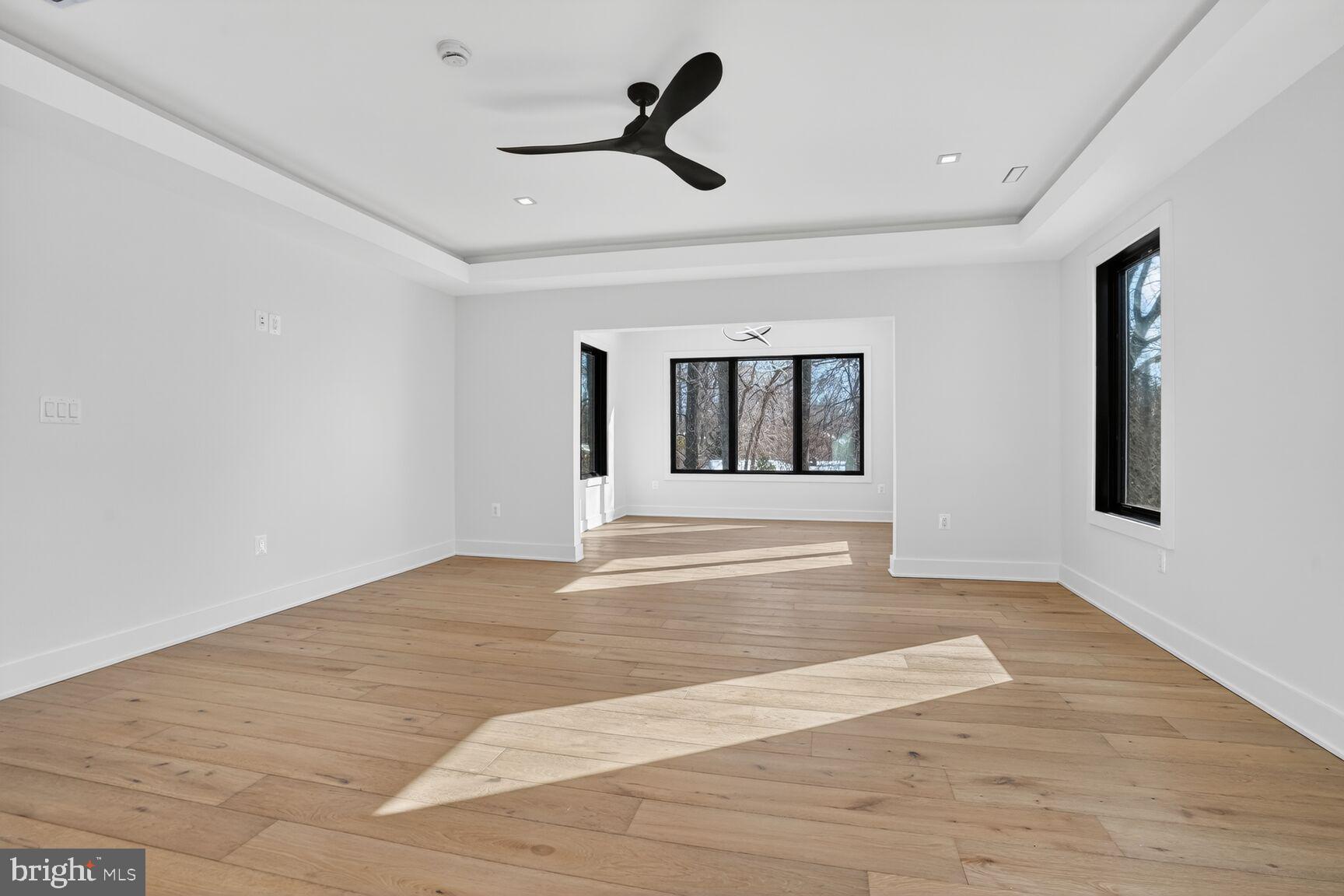 604 TAPAWINGO ROAD SW