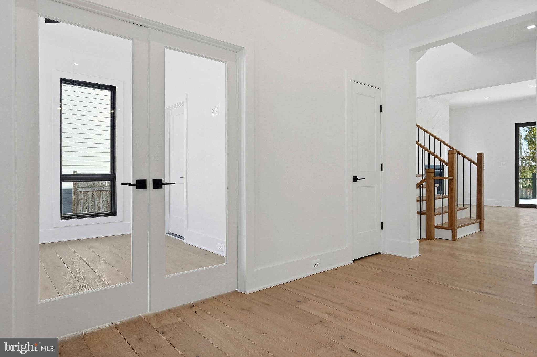 604 TAPAWINGO ROAD SW