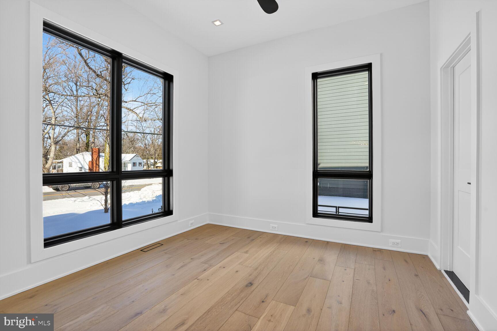 604 TAPAWINGO ROAD SW