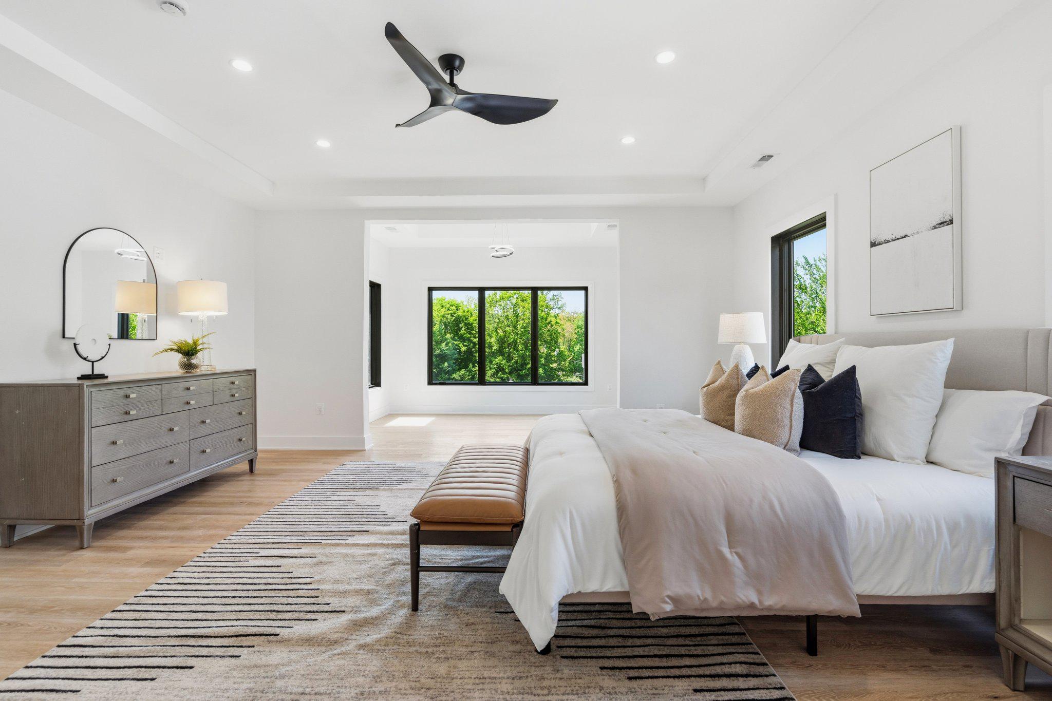 604 TAPAWINGO ROAD SW