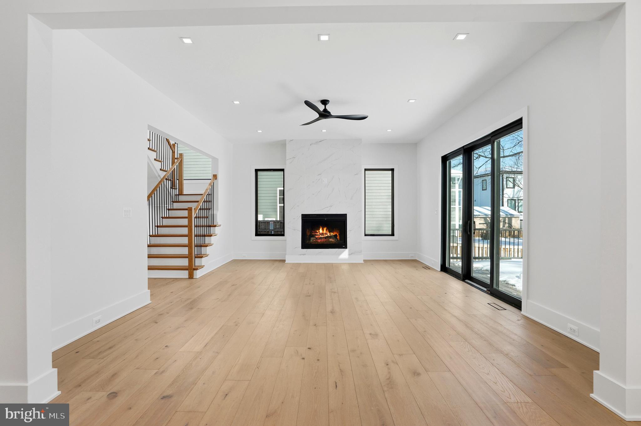 604 TAPAWINGO ROAD SW