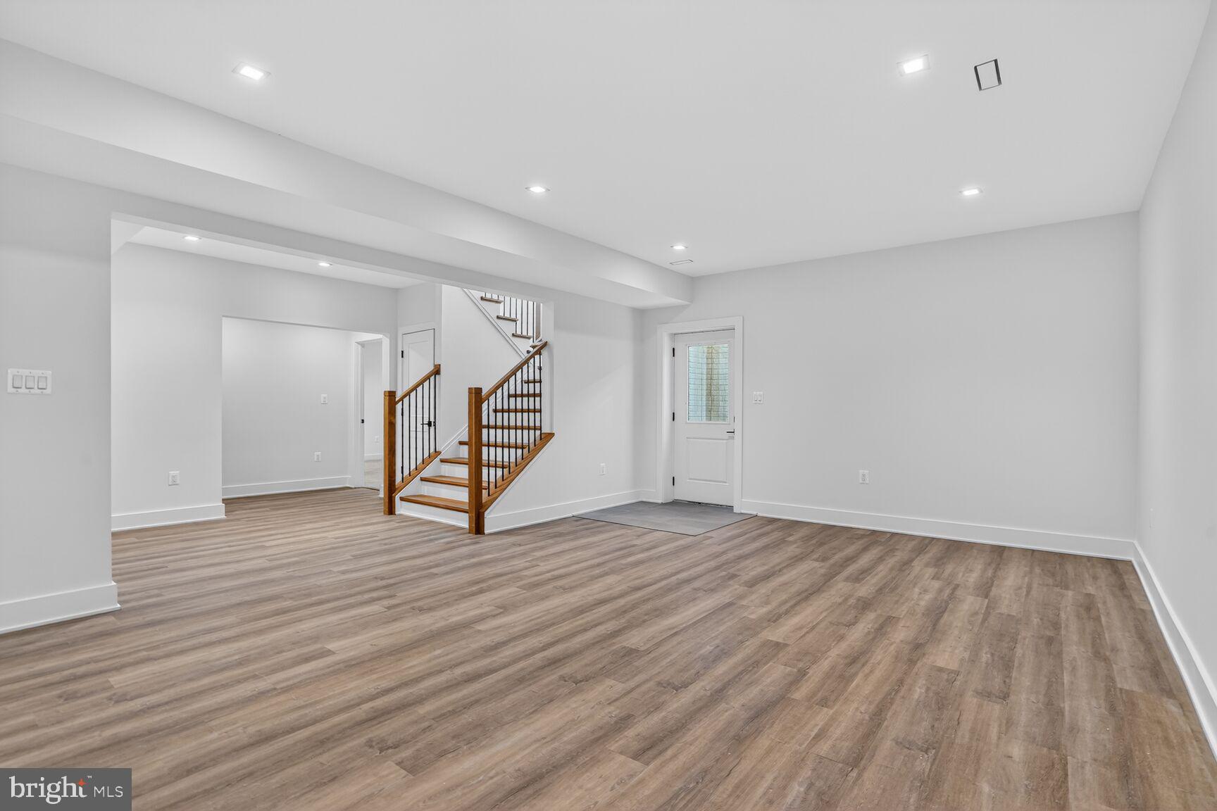 604 TAPAWINGO ROAD SW