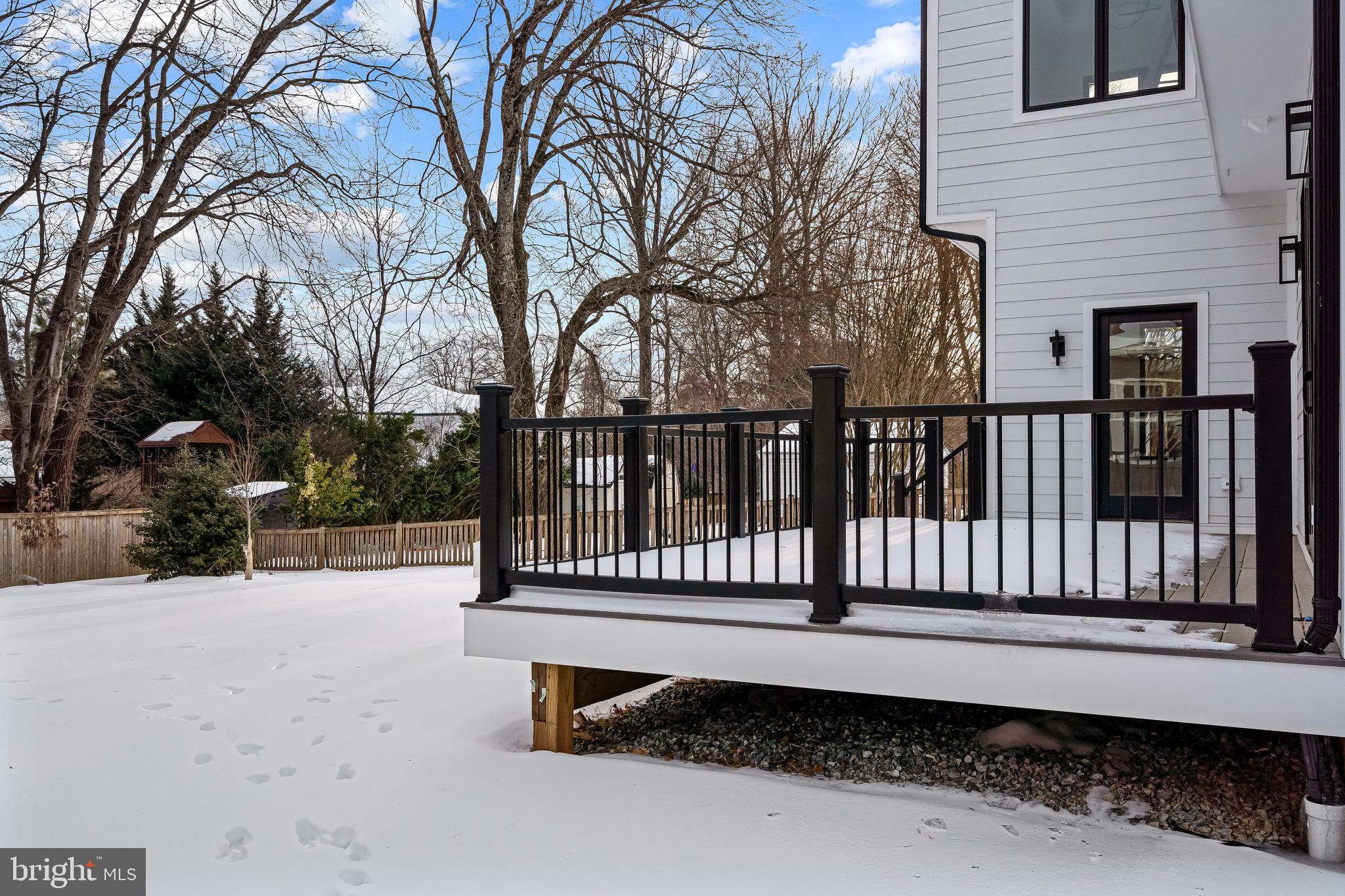 604 TAPAWINGO ROAD SW