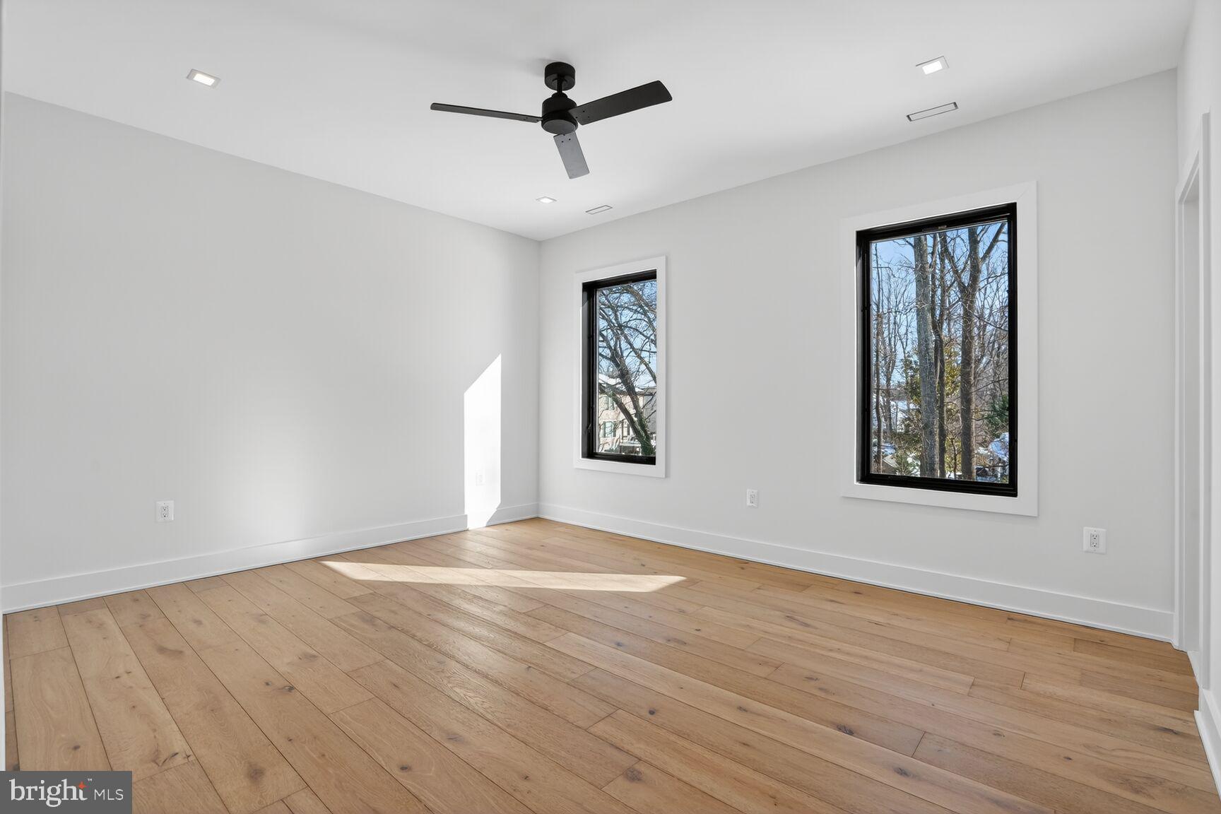 604 TAPAWINGO ROAD SW