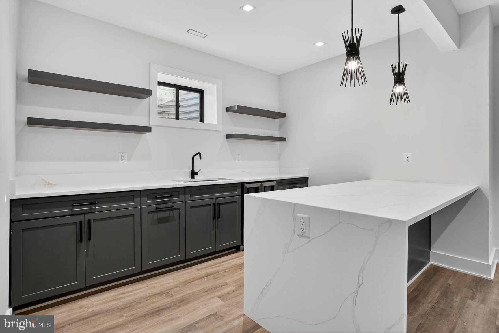 604 TAPAWINGO ROAD SW