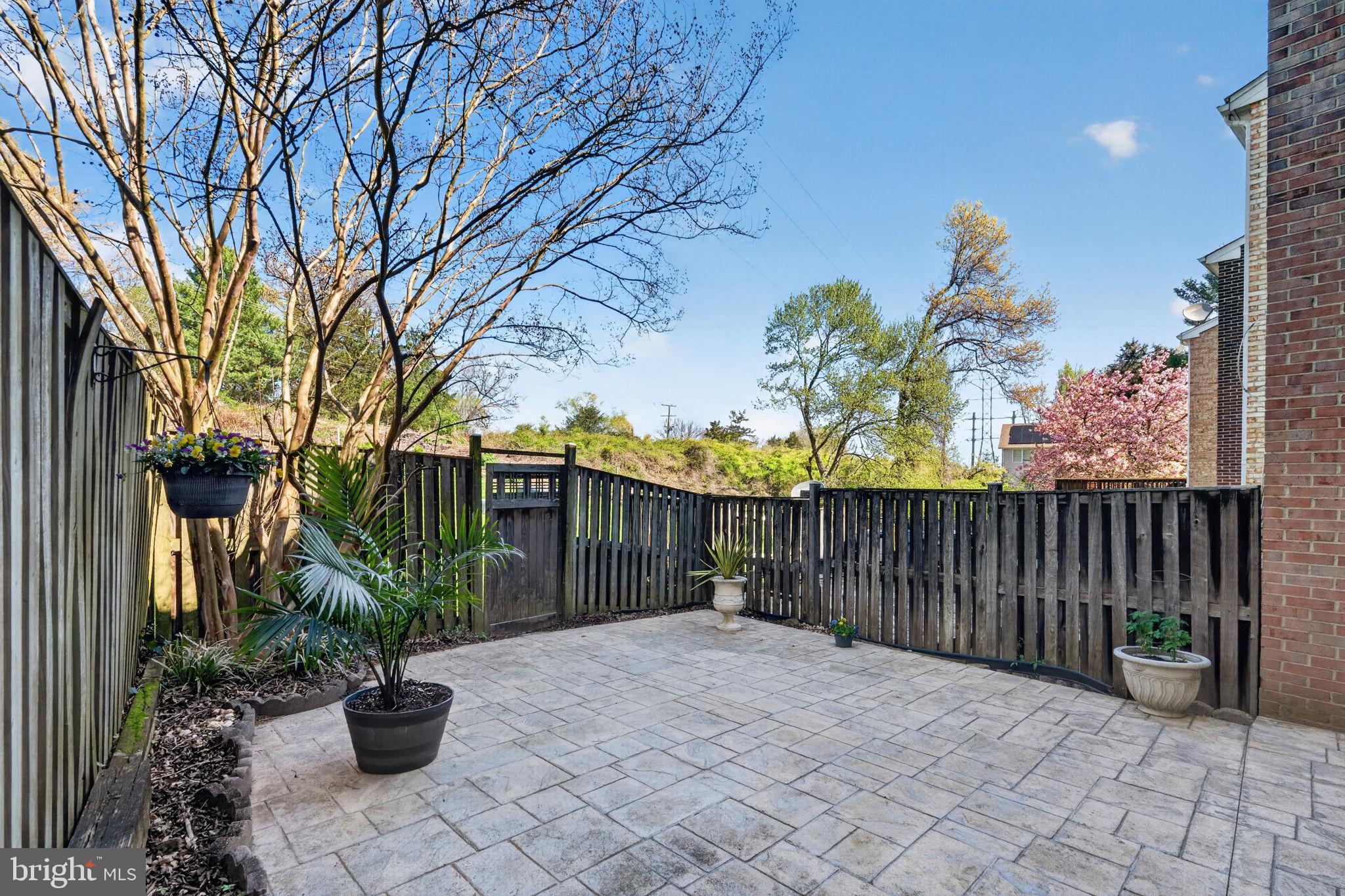 5707 LAWSONS HILL COURT