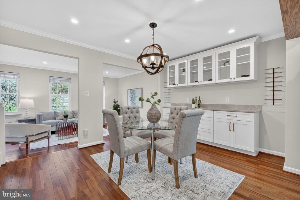 5707 LAWSONS HILL COURT