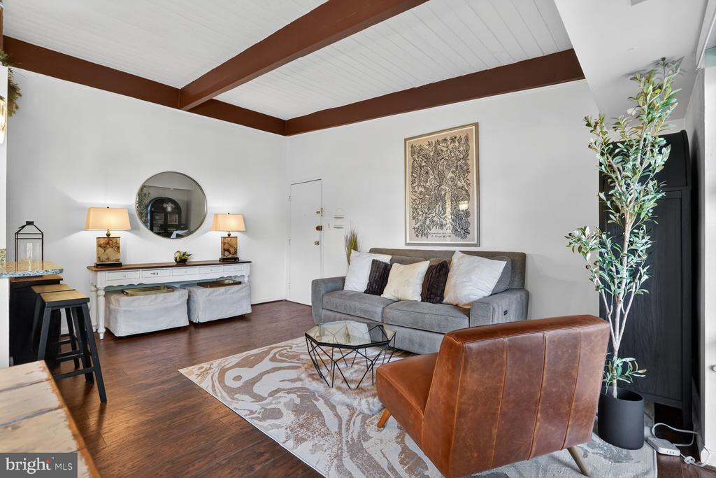 4927 AMERICANA DRIVE 205