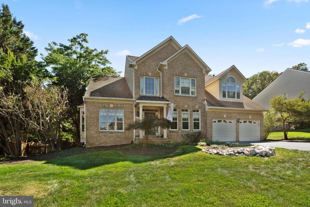 8708 CROSS CHASE CIRCLE