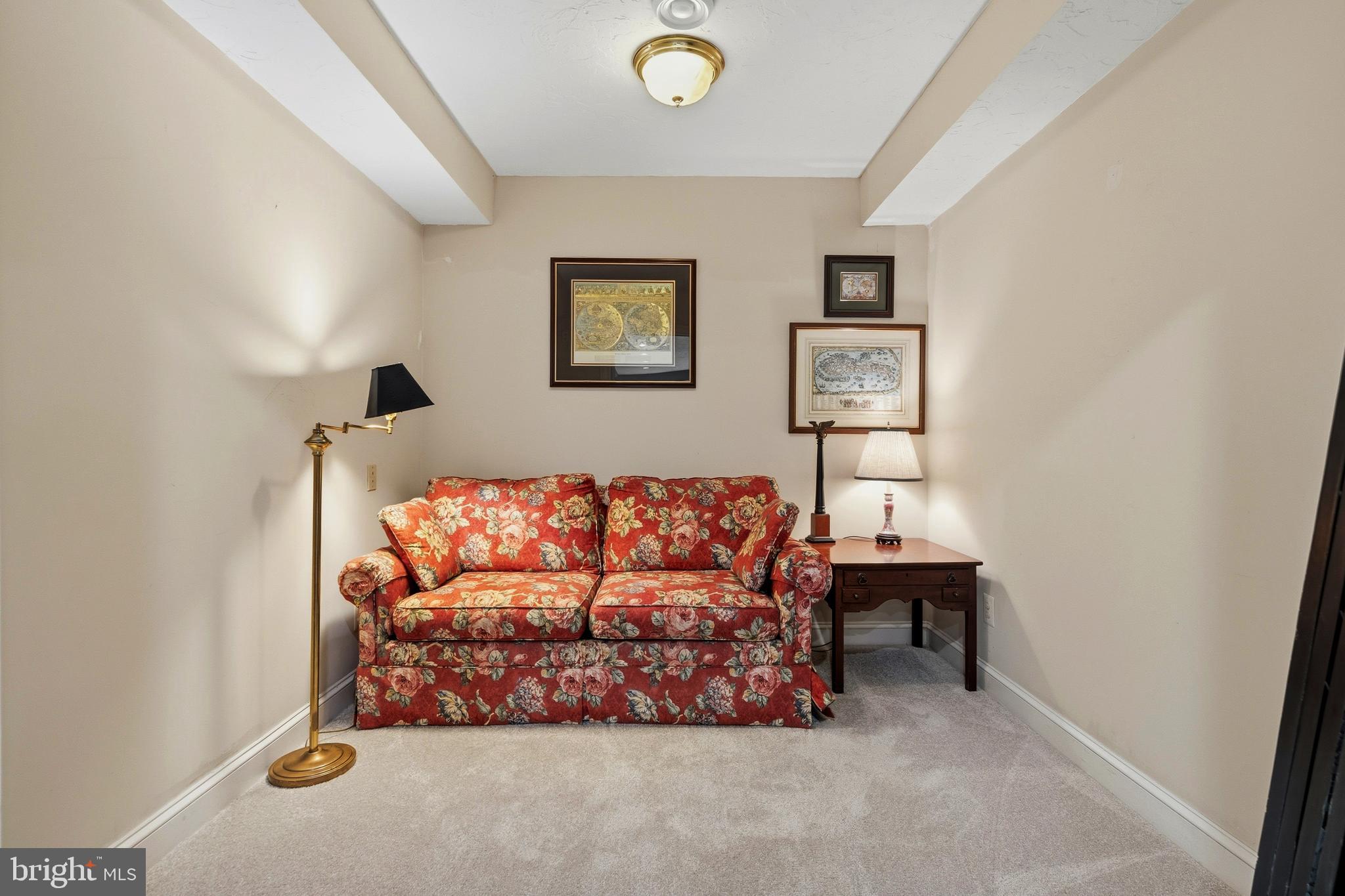 8206 GREENTREE MANOR LANE