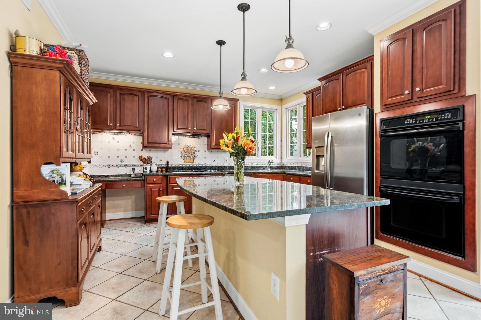 8206 GREENTREE MANOR LANE