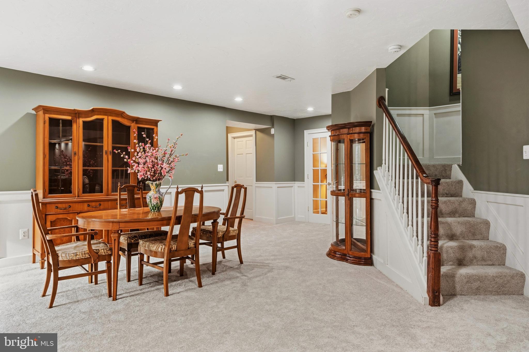 8206 GREENTREE MANOR LANE
