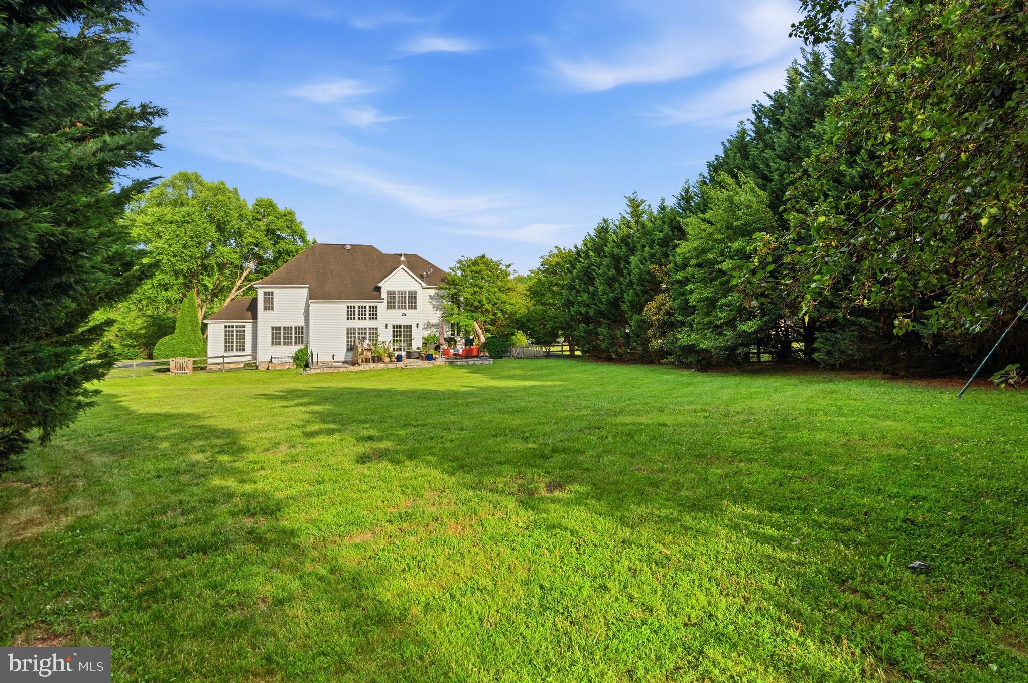 8206 GREENTREE MANOR LANE