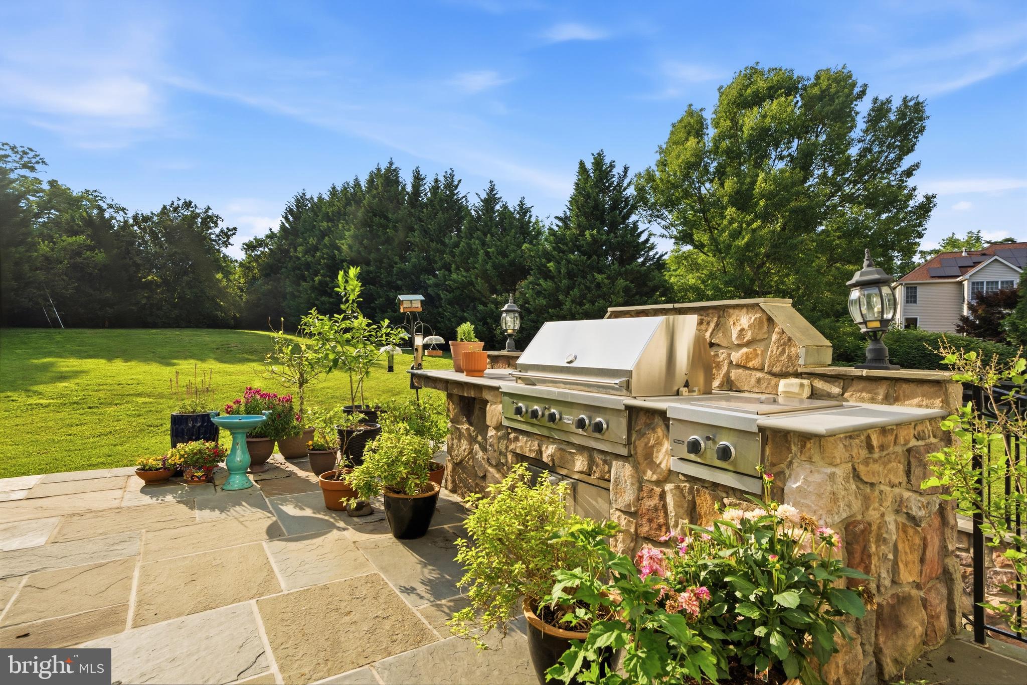 8206 GREENTREE MANOR LANE