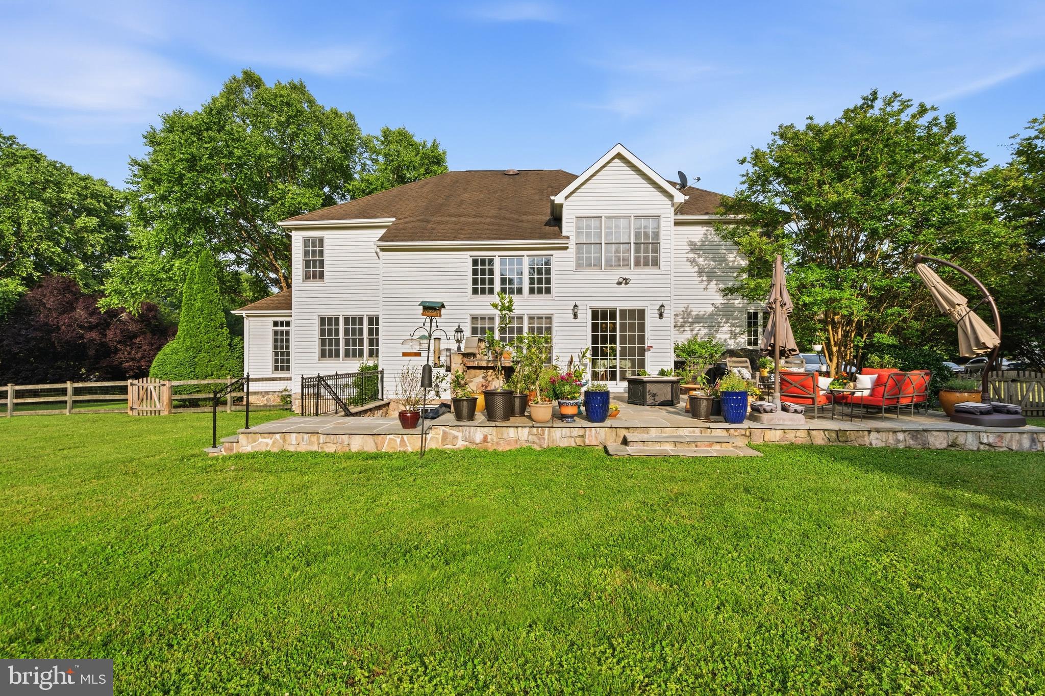 8206 GREENTREE MANOR LANE