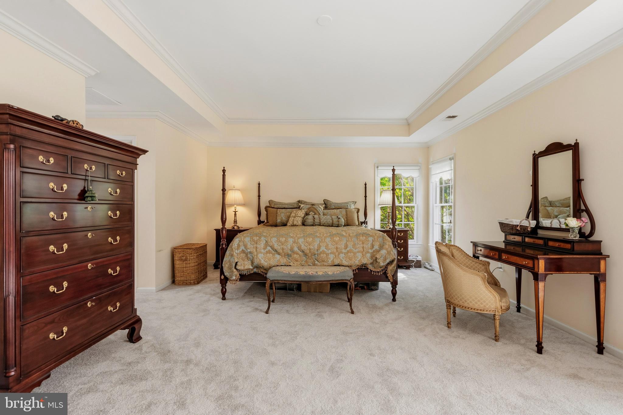 8206 GREENTREE MANOR LANE