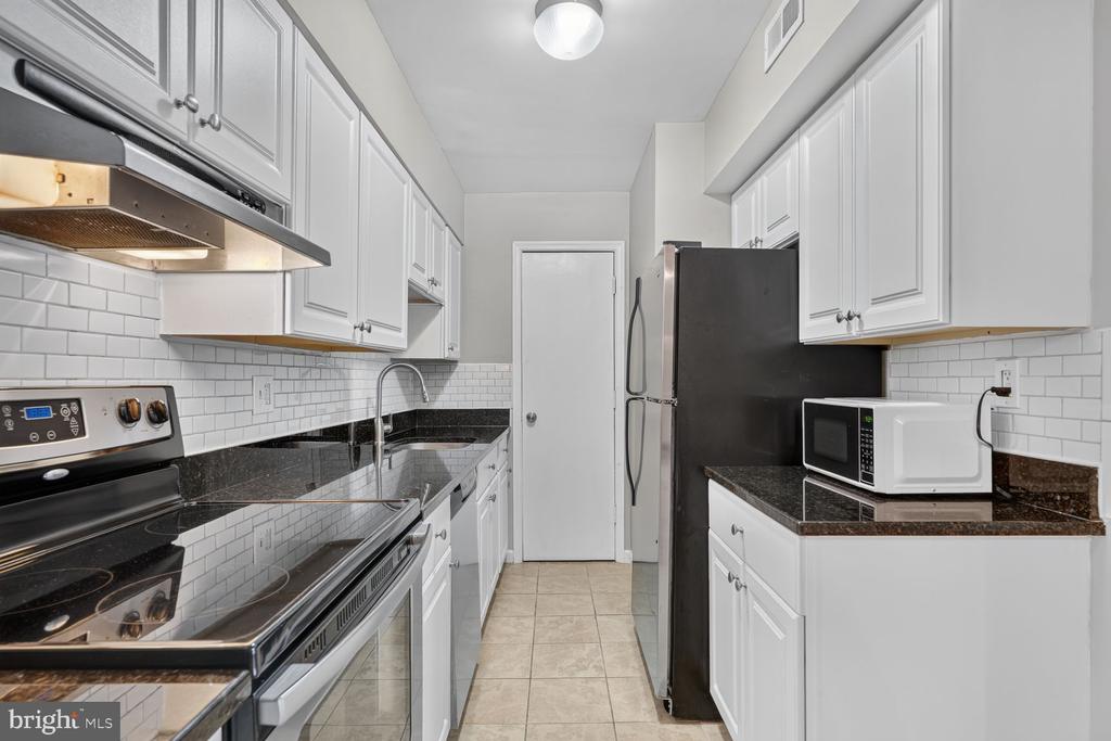 8358 DUNHAM COURT Unit: 627