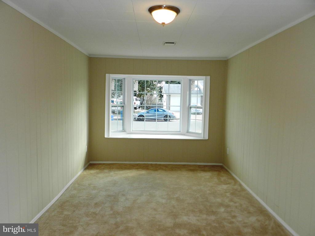 1507 AMELIA STREET