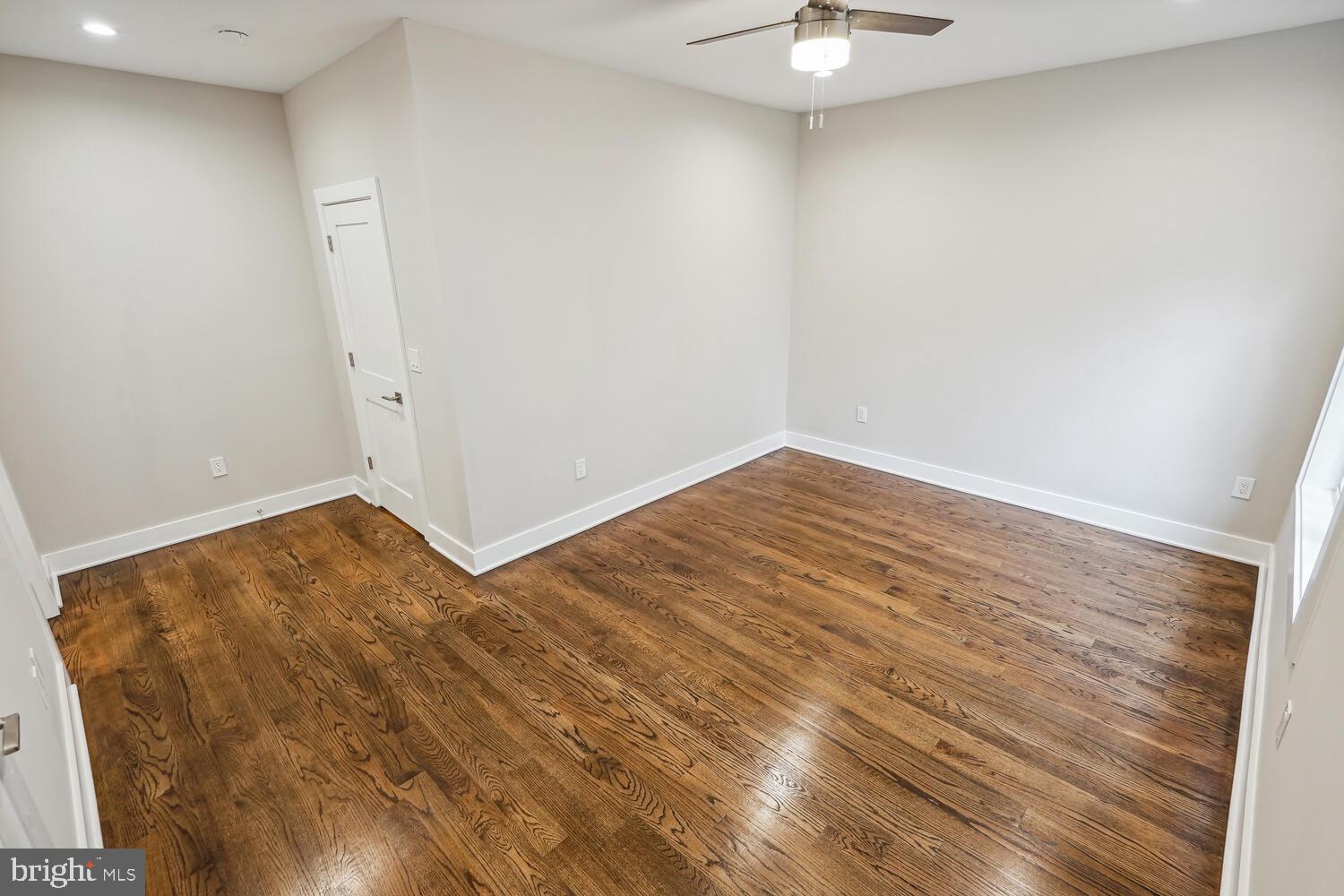 1553 RIVERTOWN PLACE