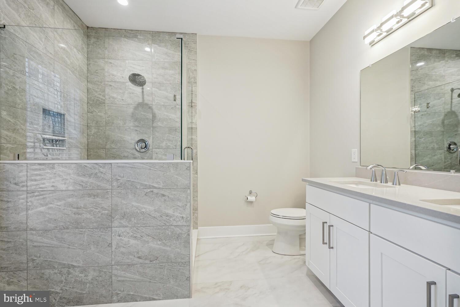 1553 RIVERTOWN PLACE