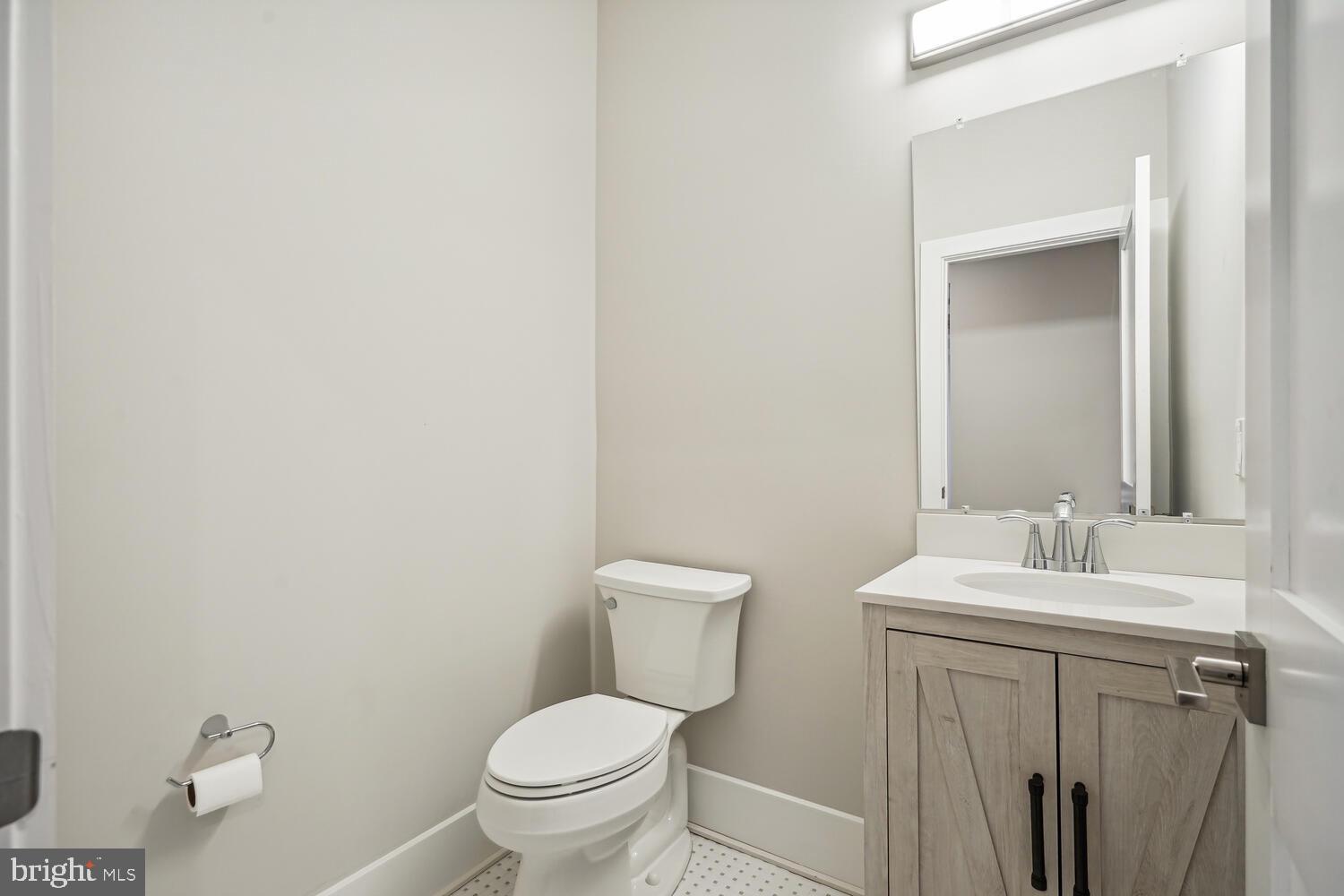 1553 RIVERTOWN PLACE