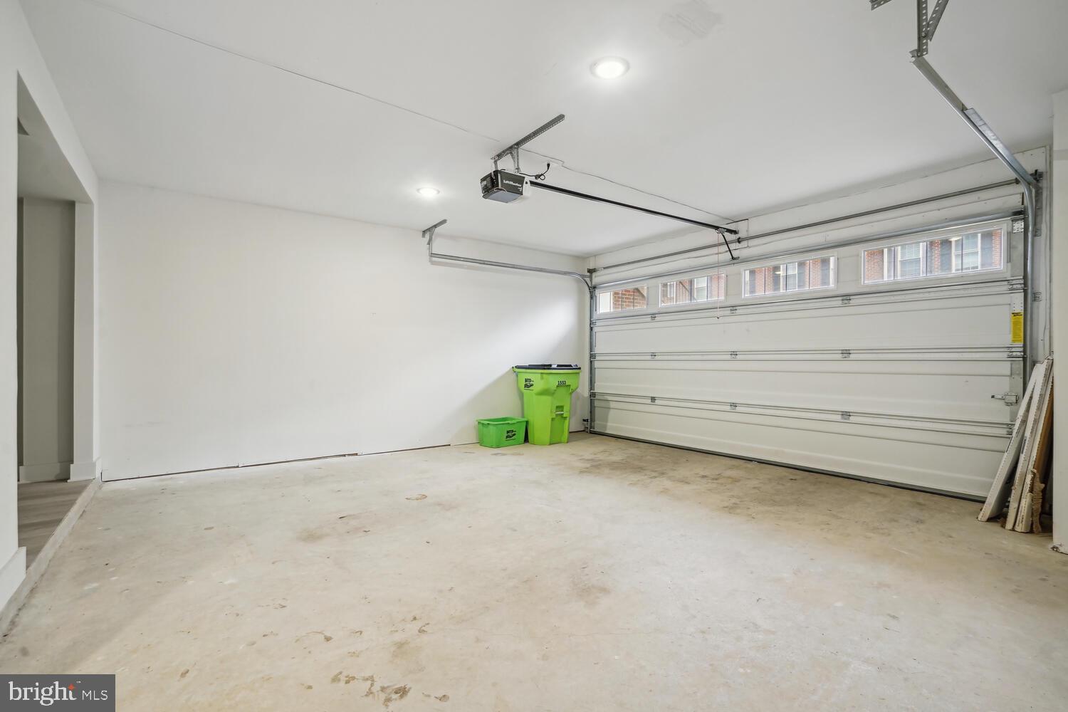 1553 RIVERTOWN PLACE