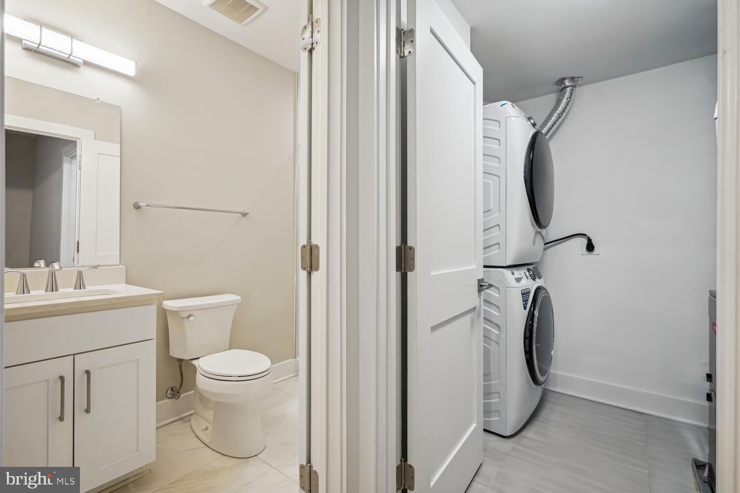 1553 RIVERTOWN PLACE