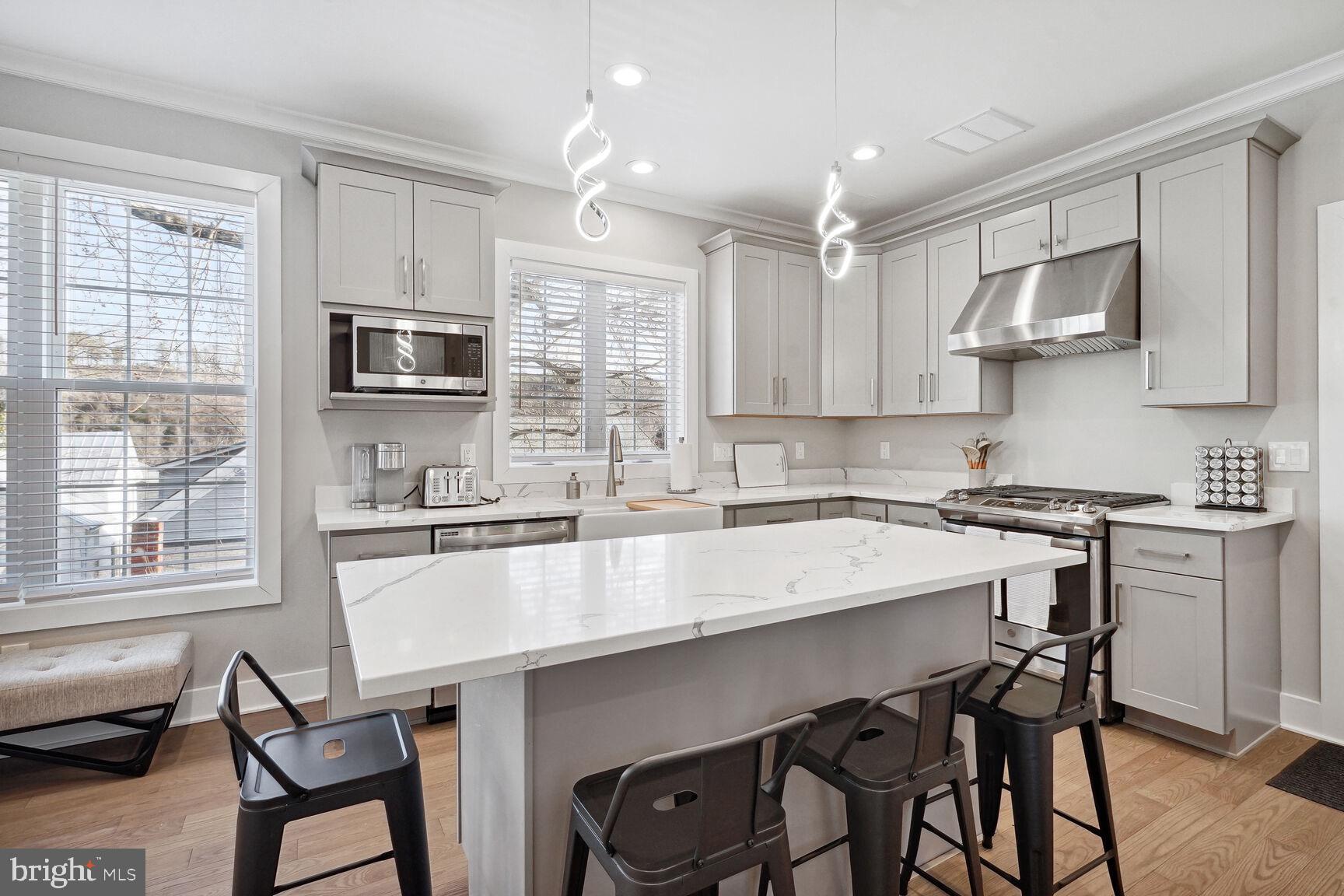 1554 RIVERTOWN PLACE