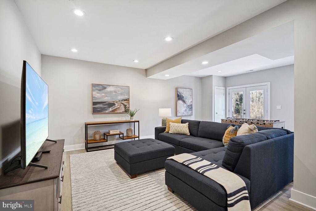 1554 RIVERTOWN PLACE