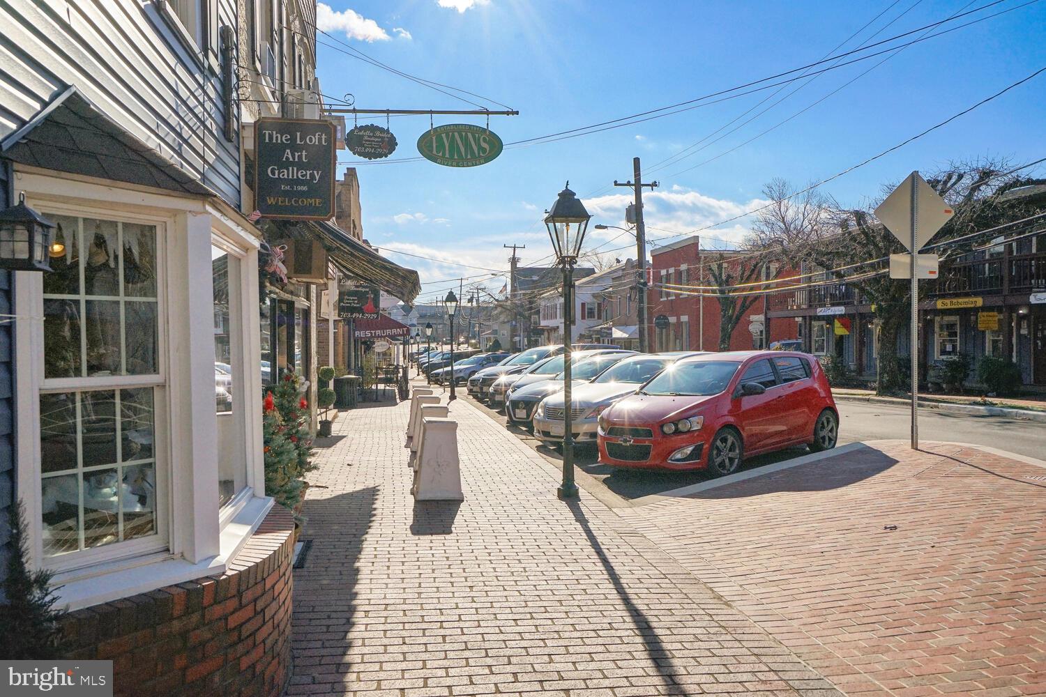 1552 RIVERTOWN PLACE