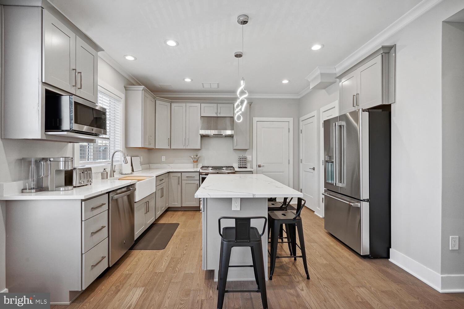 1552 RIVERTOWN PLACE