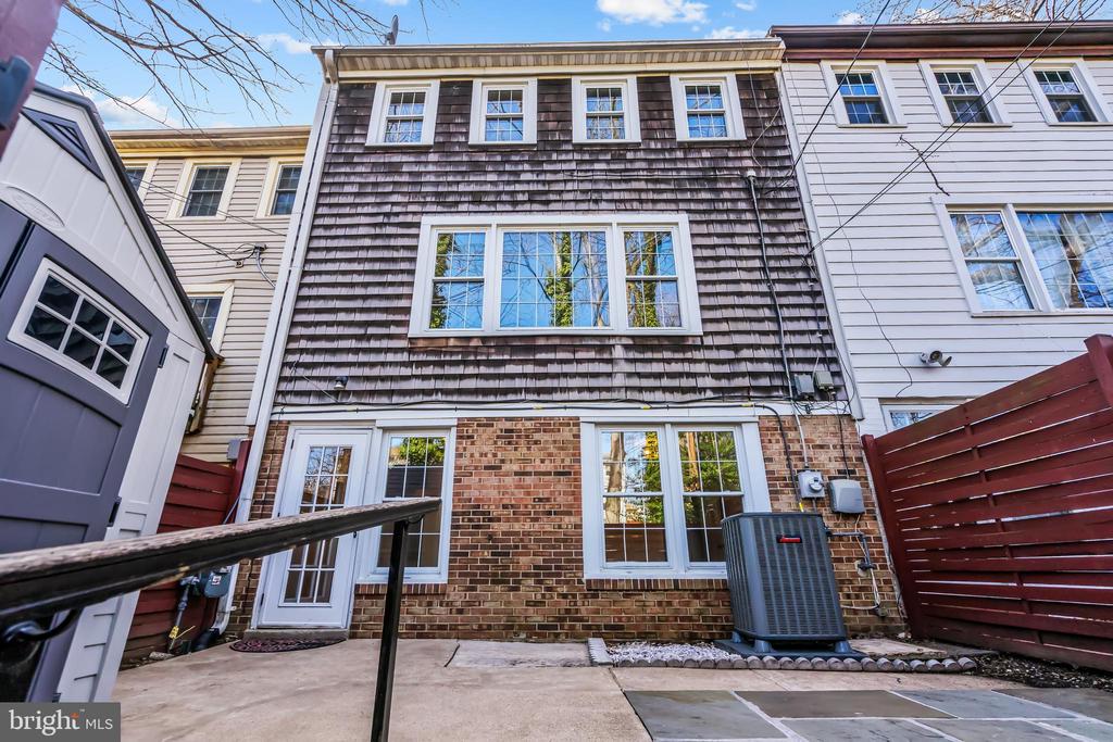1408 MILBANK ROAD