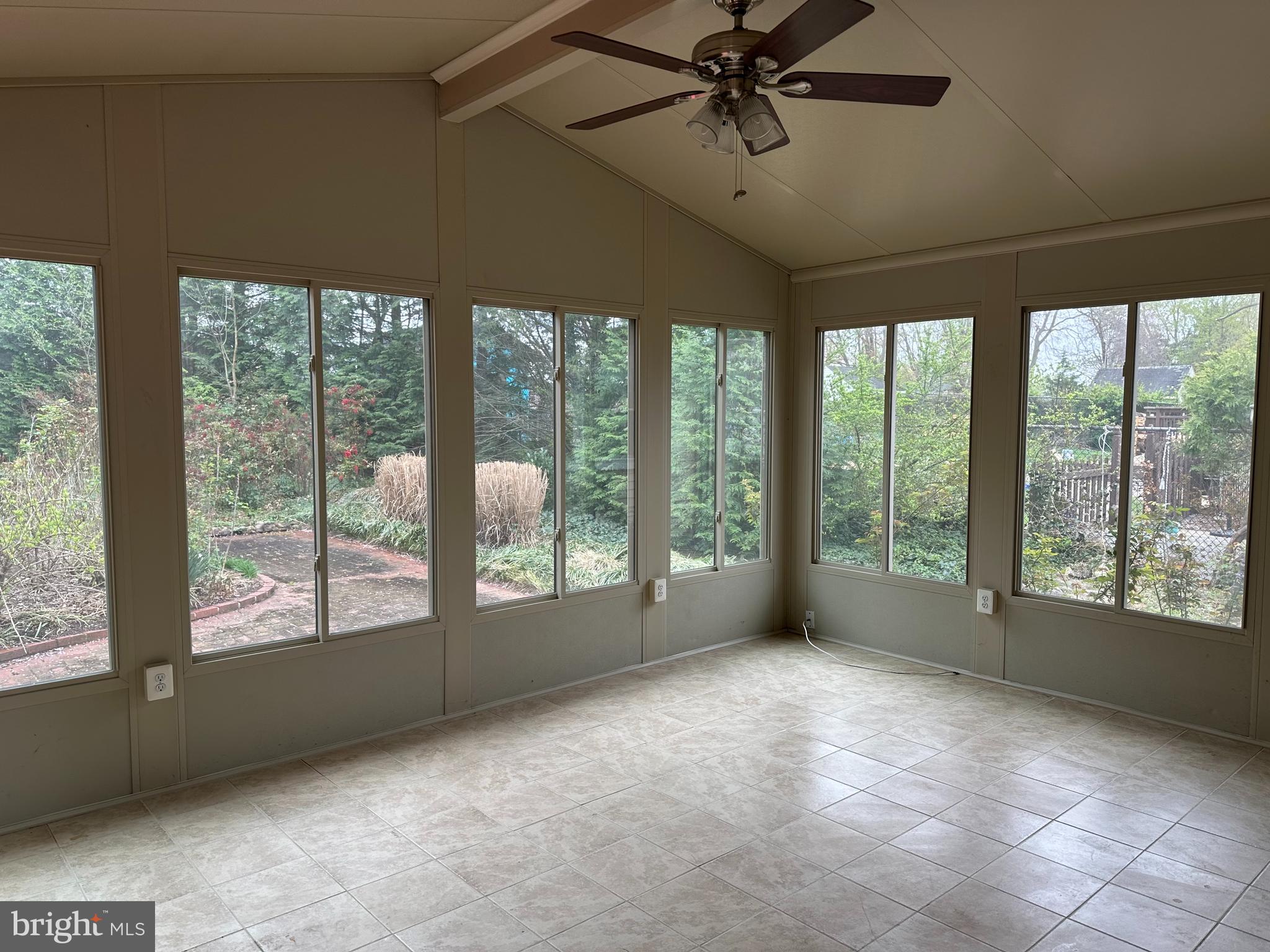 14921 CORDELL AVENUE