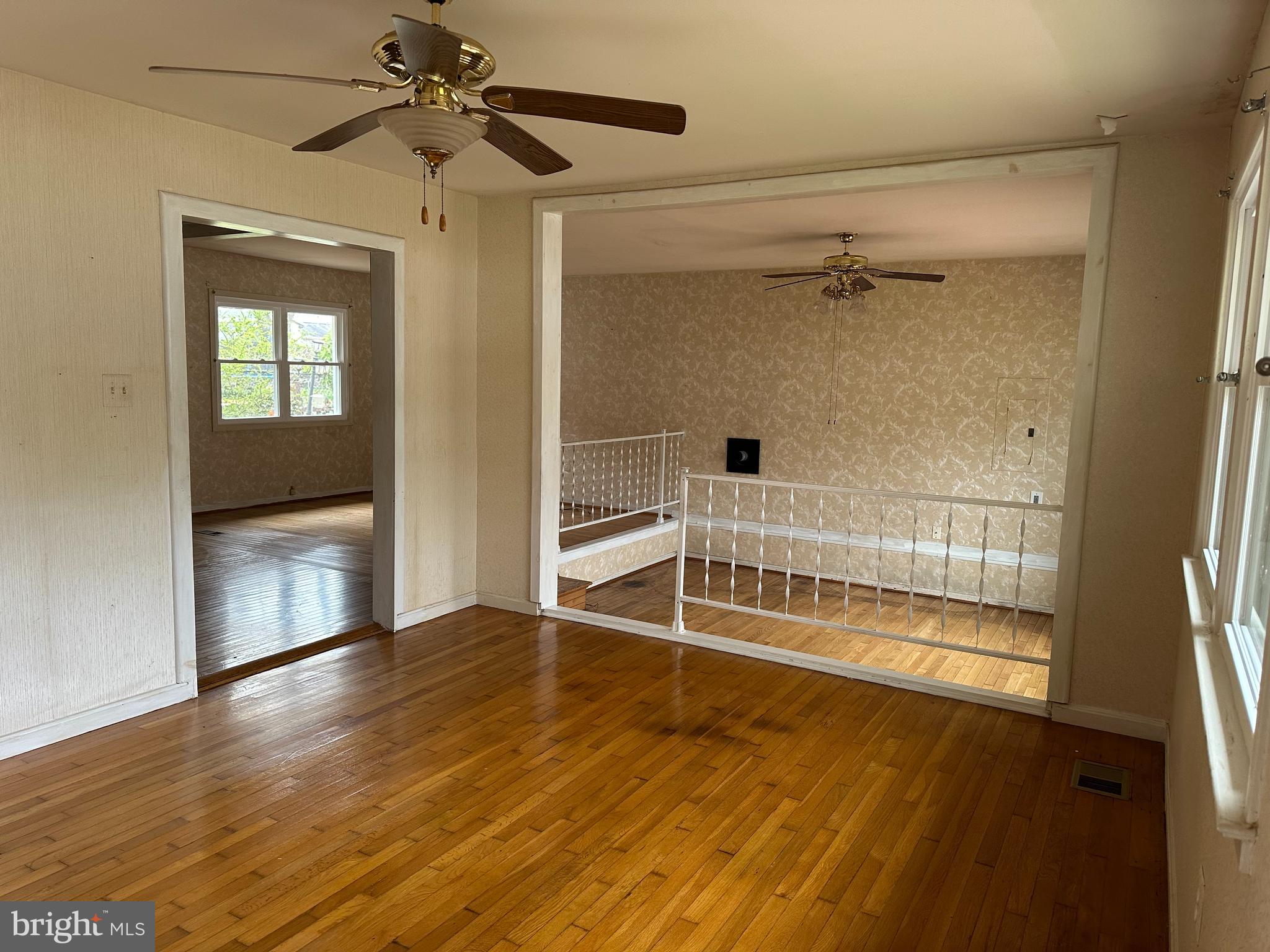 14921 CORDELL AVENUE