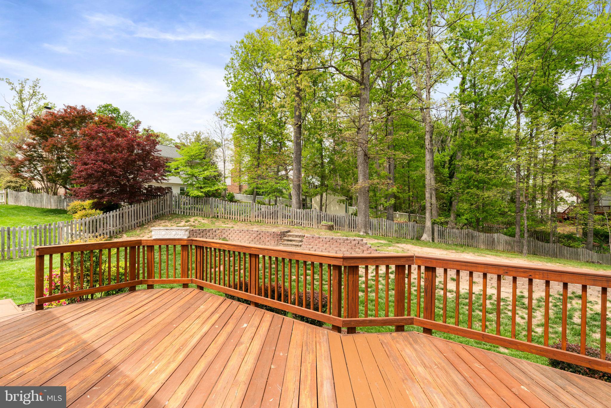 2720 CRABAPPLE COURT