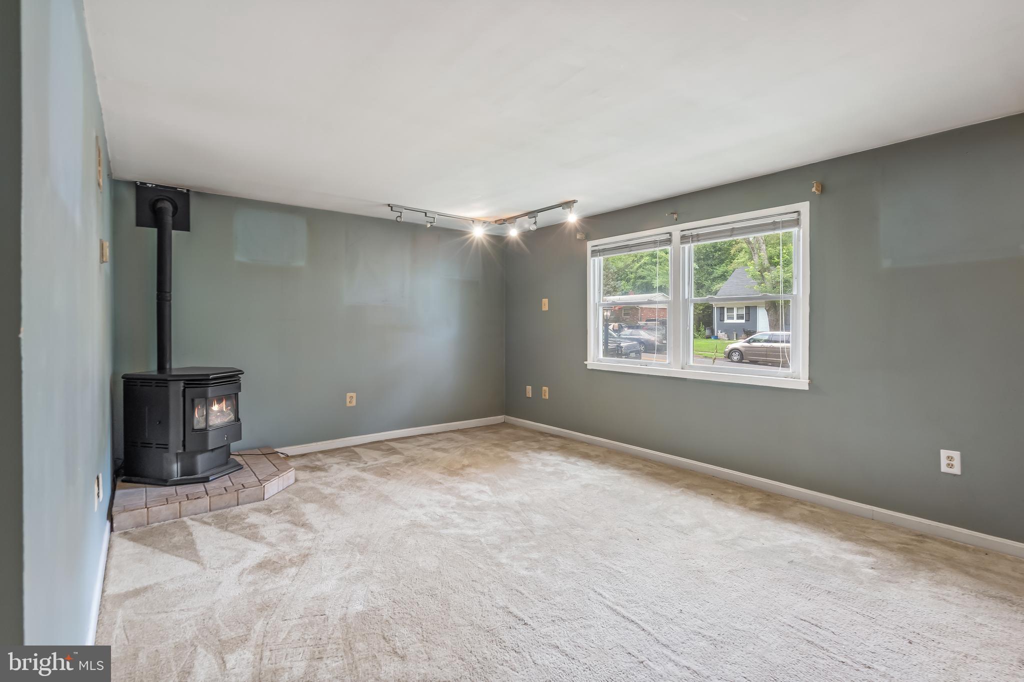 3937 FORESTDALE AVENUE