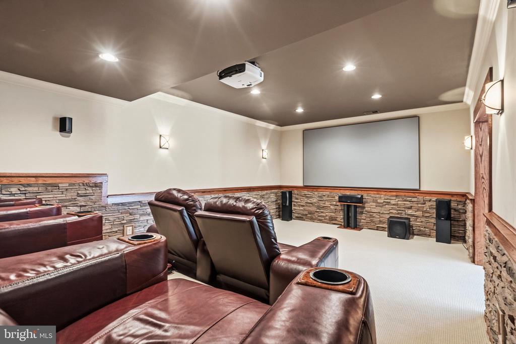 2450 TRANSOM PLACE