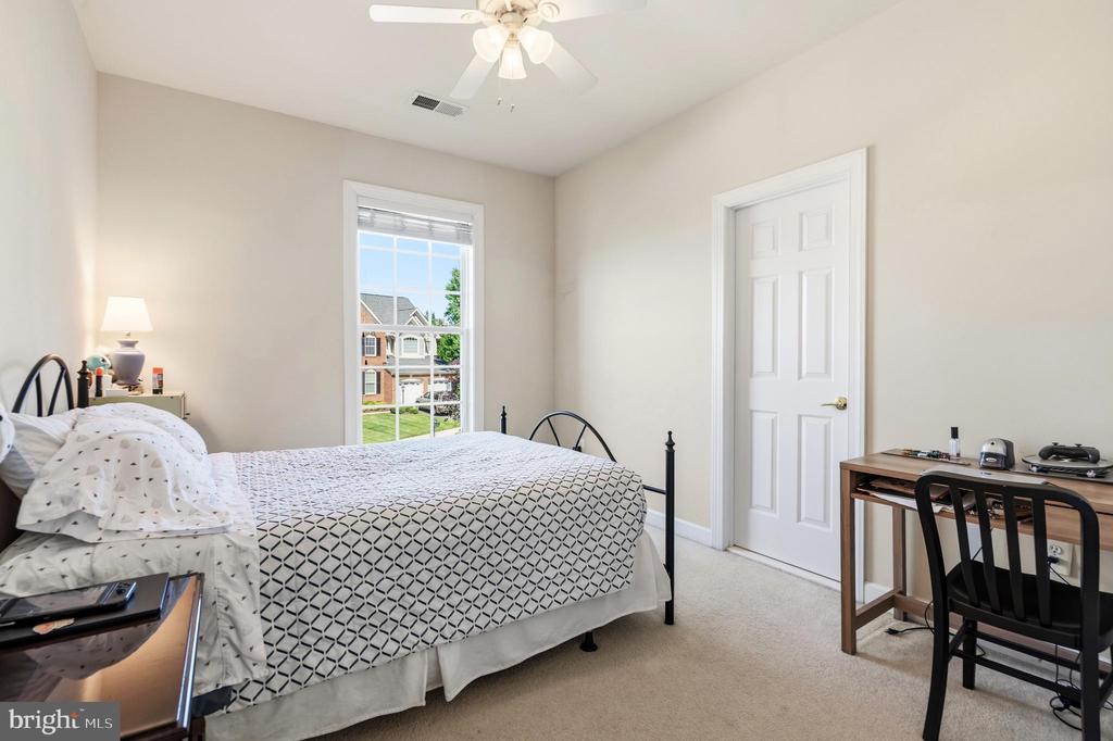 2450 TRANSOM PLACE