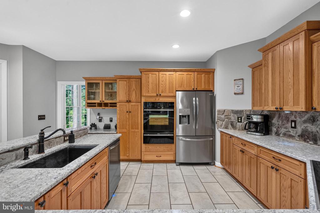 10990 STONEBROOK DRIVE