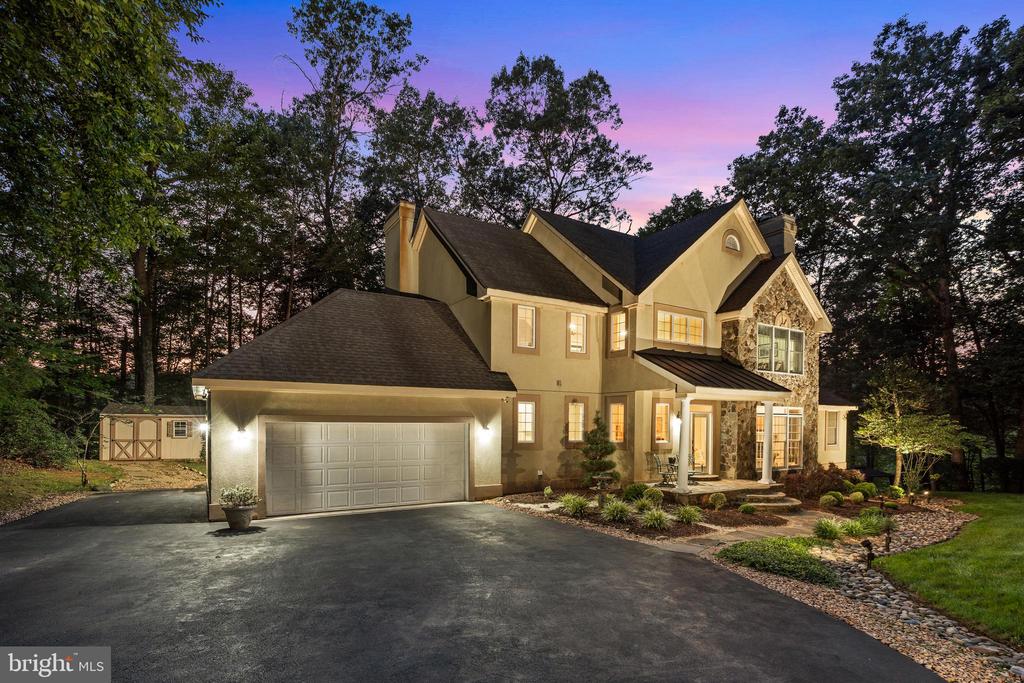 10990 STONEBROOK DRIVE