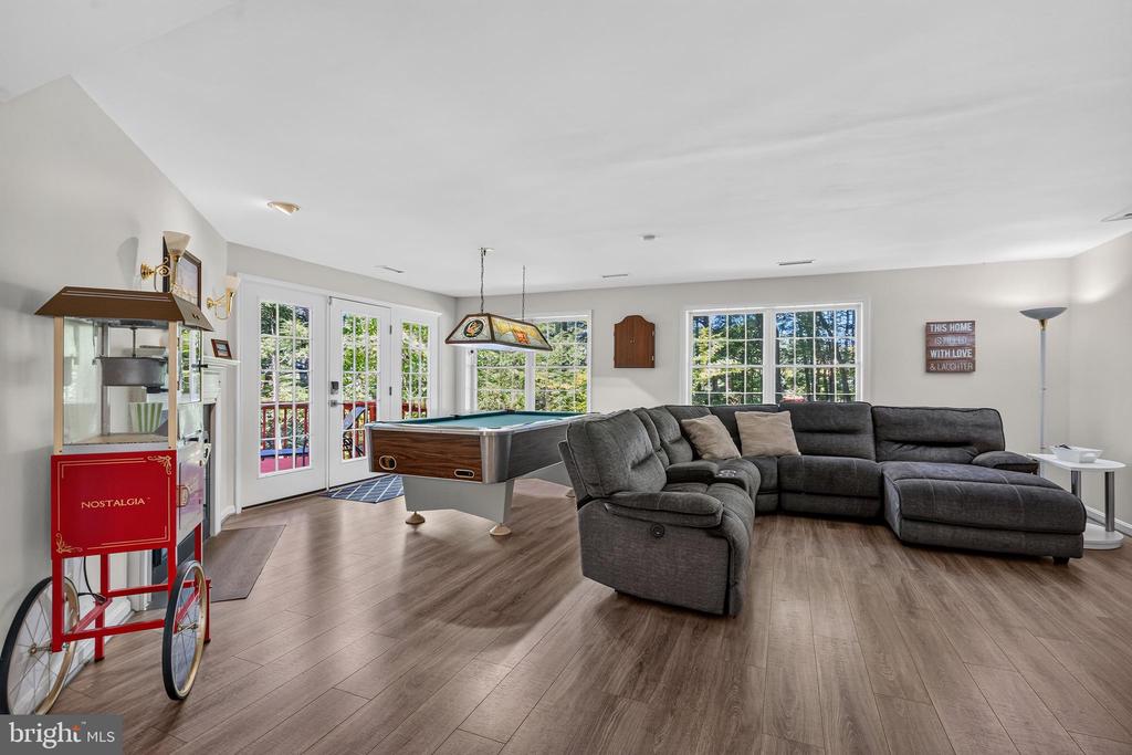 10990 STONEBROOK DRIVE