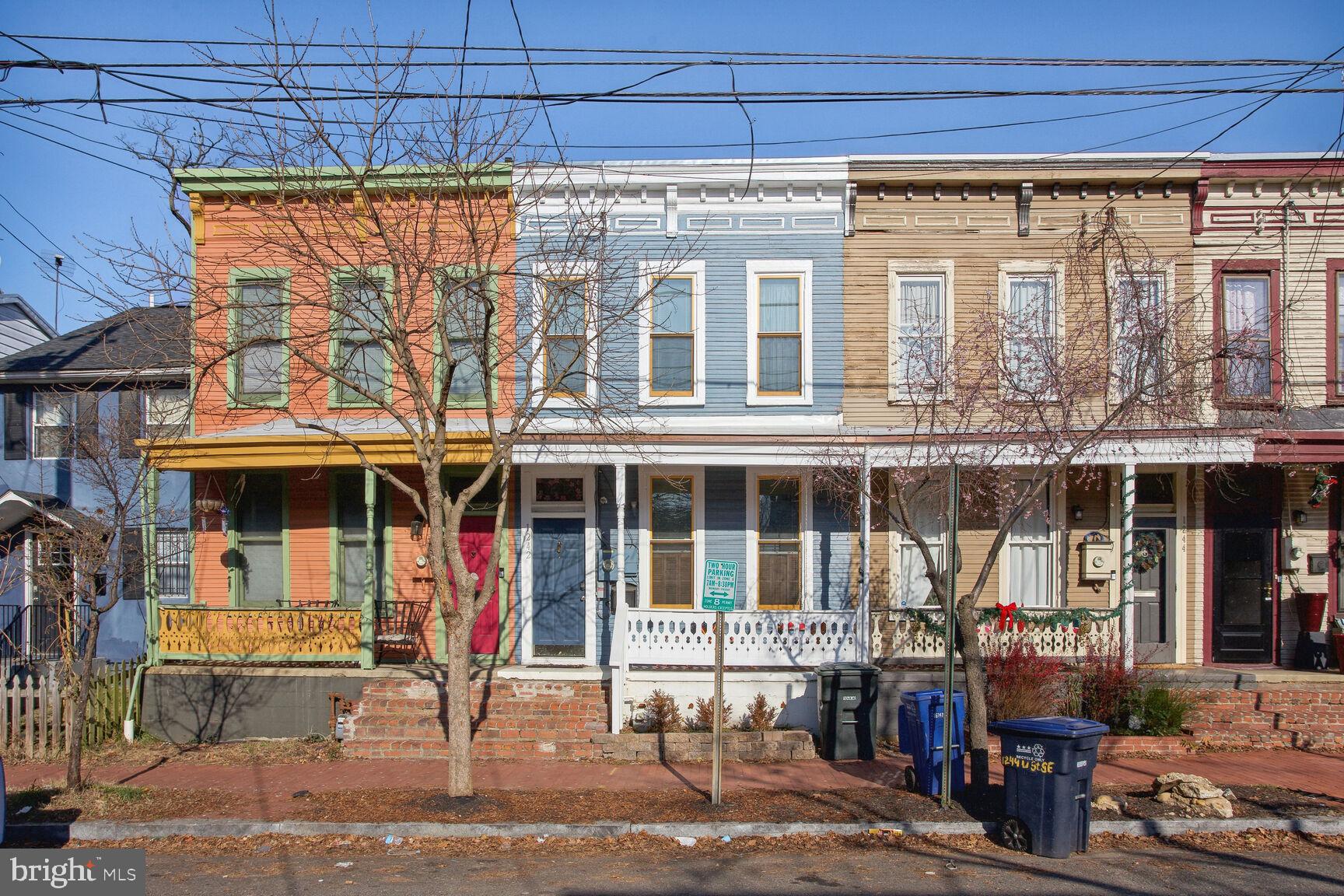 1242 U STREET SE