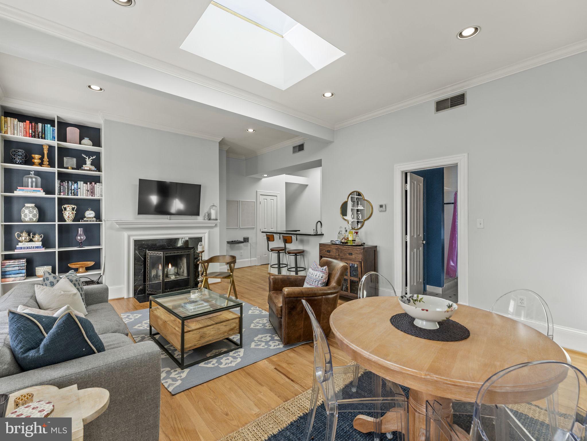 1807 CALIFORNIA STREET NW 303